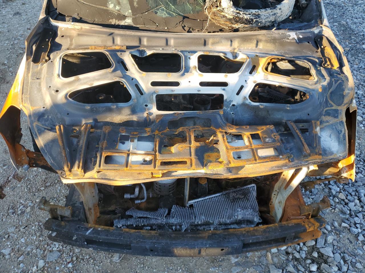 2008 Hyundai Entourage VIN KNDMC233186046584 Copart auction photo, burn - engine / minor dent/scratches damage thumbnail 11