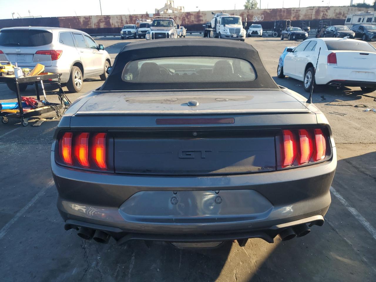 2020 Ford Mustang VIN 1FATP8FF8L5112156 Copart auction photo, front end damage thumbnail 6