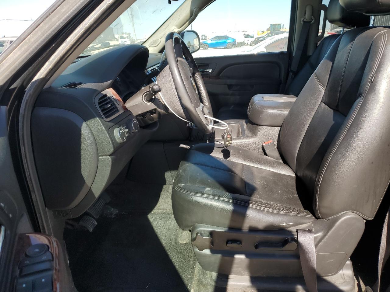 2012 Chevrolet Suburban VIN 1GNSKJE70CR268651 Copart auction photo, front end damage thumbnail 7