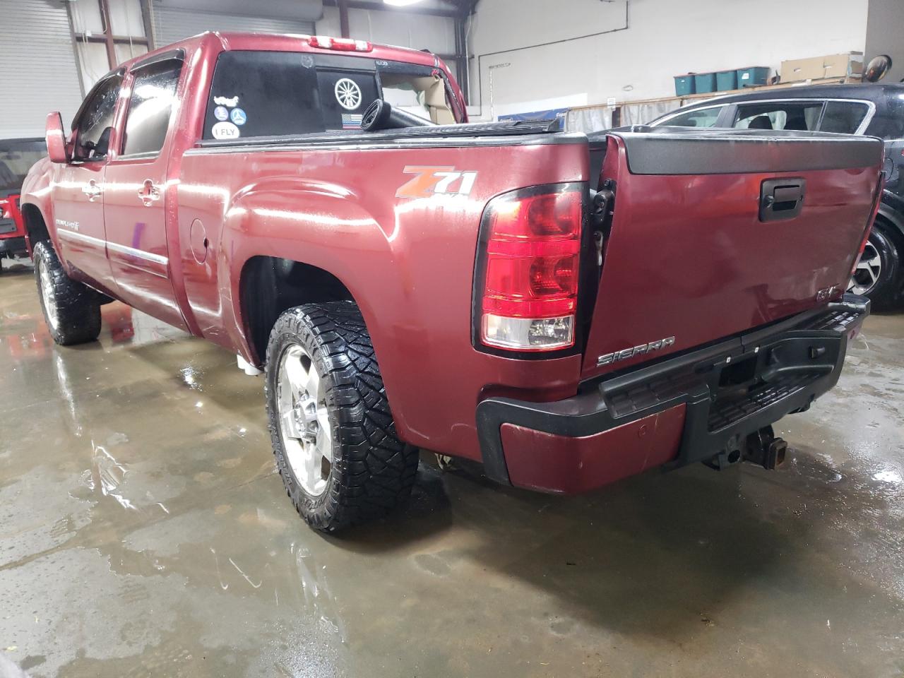 2014 GMC Sierra VIN 1GT125E84EF174488 Copart auction photo, side / rear end damage thumbnail 2