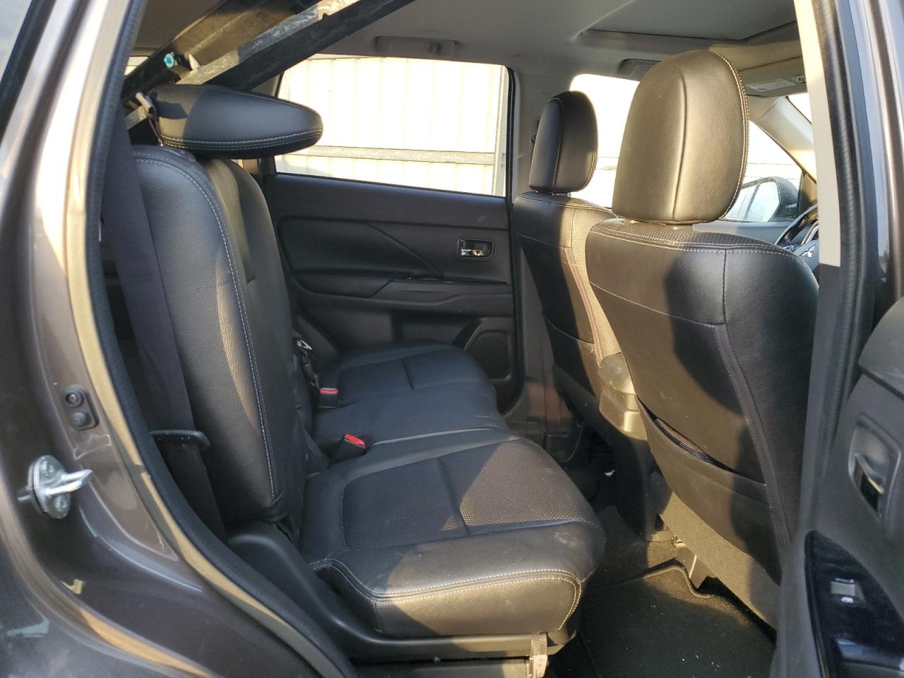 2016 Mitsubishi Outlander VIN JA4AZ3A30GZ058436 Copart auction photo, front end / side damage thumbnail 11