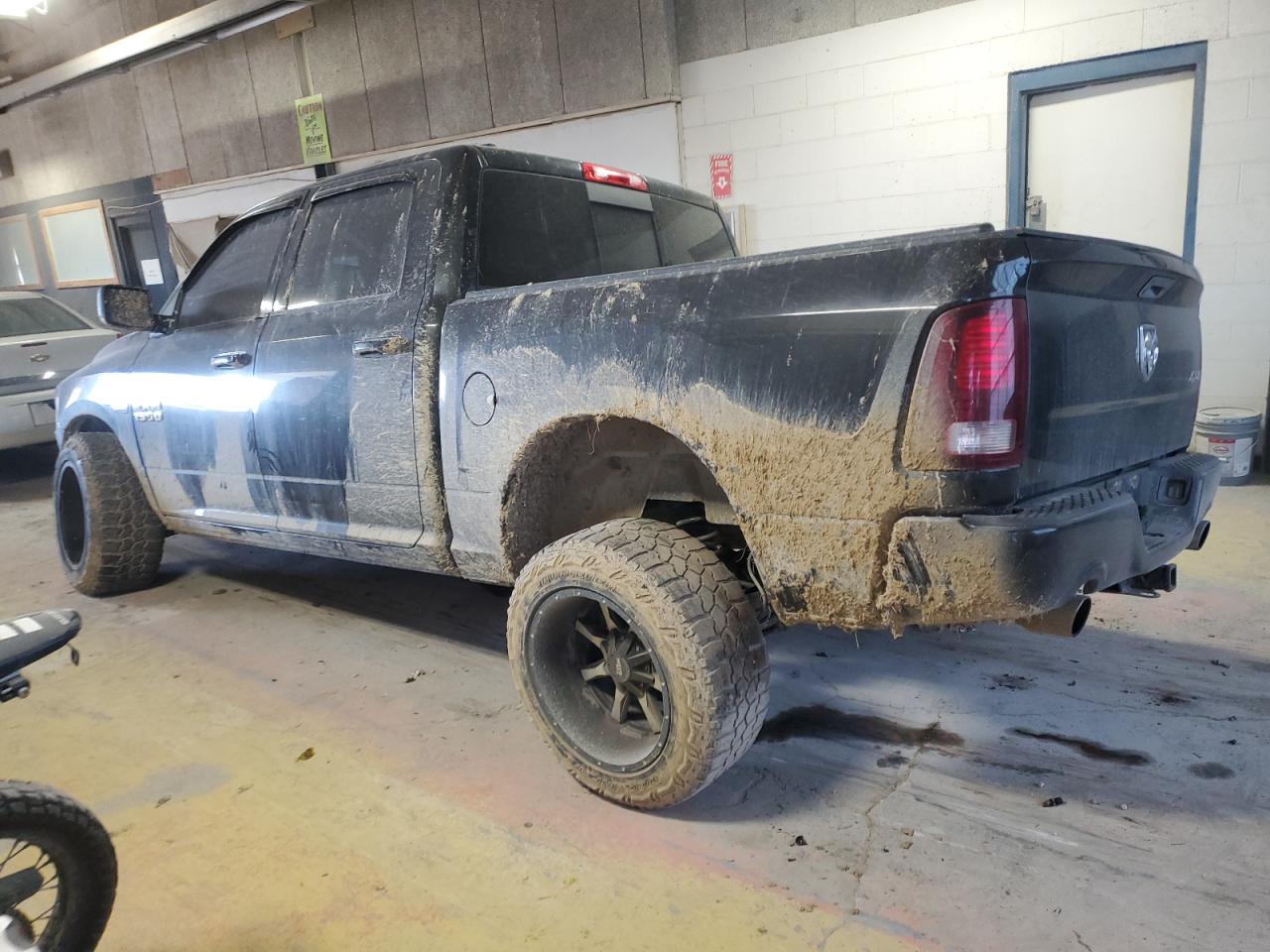 2015 RAM 1500 VIN 1C6RR7MT1FS631600 Copart auction photo, front end / mechanical damage thumbnail 2