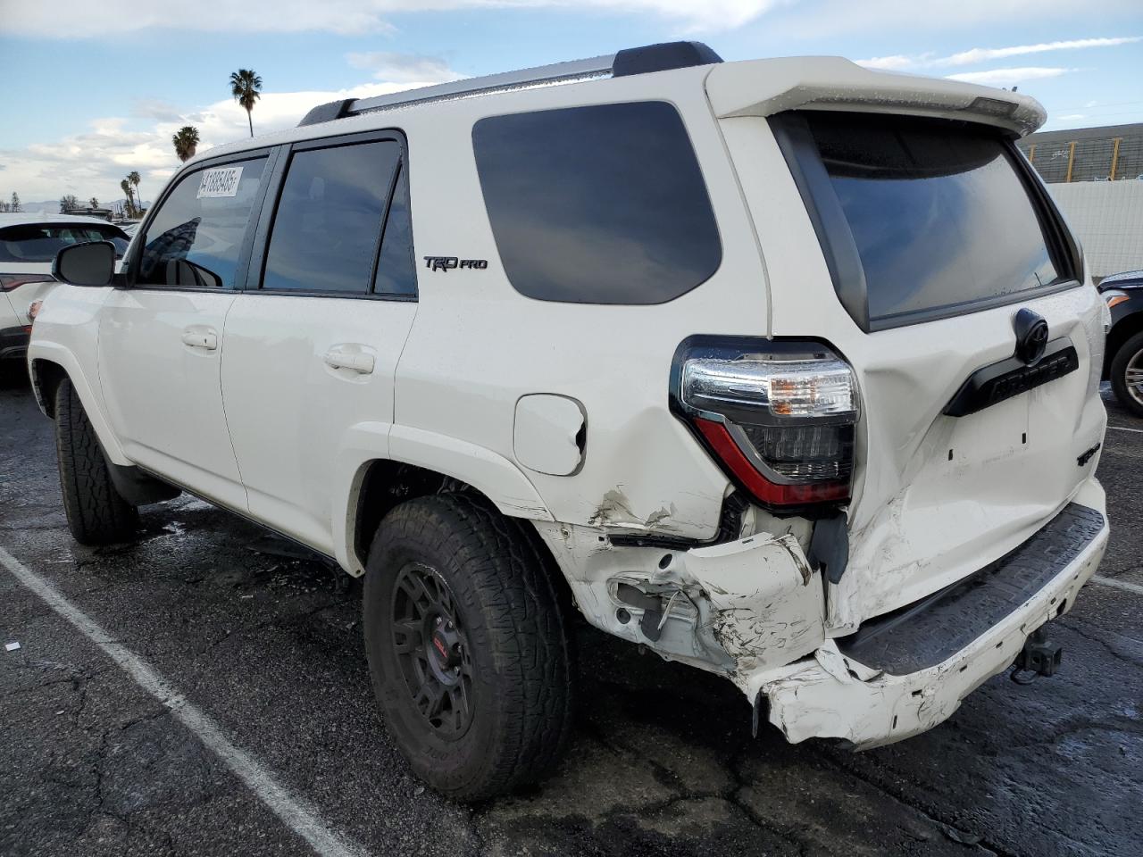 2018 Toyota 4Runner VIN JTEBU5JR4J5562135 Copart auction photo, rollover damage thumbnail 2
