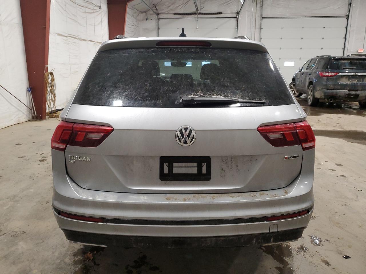 2021 Volkswagen Tiguan VIN 3VV2B7AX4MM125465 Copart auction photo, front end / all over damage thumbnail 6
