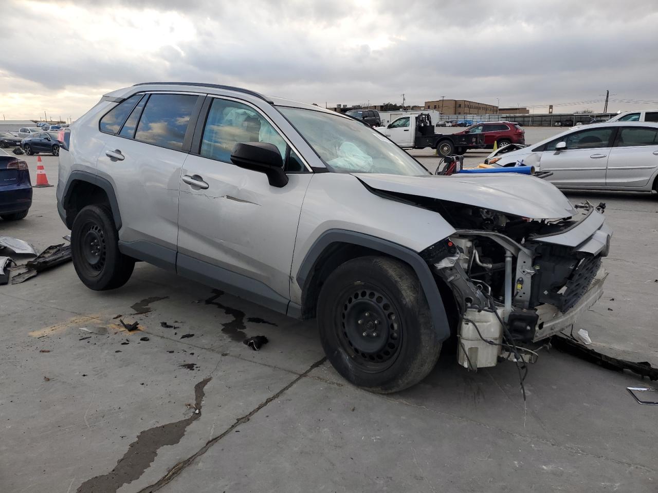 2019 Toyota RAV 4 VIN 2T3F1RFV8KW019490 Copart auction photo, all over / front end damage thumbnail 4