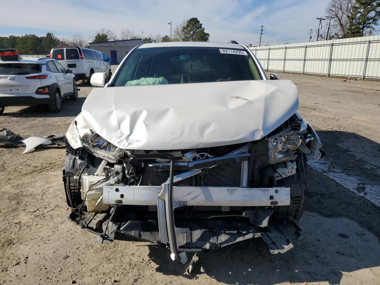 2011 Toyota Highlander VIN 5TDYK3EH3BS039632 Copart auction photo, front end / minor dent/scratches damage thumbnail 5
