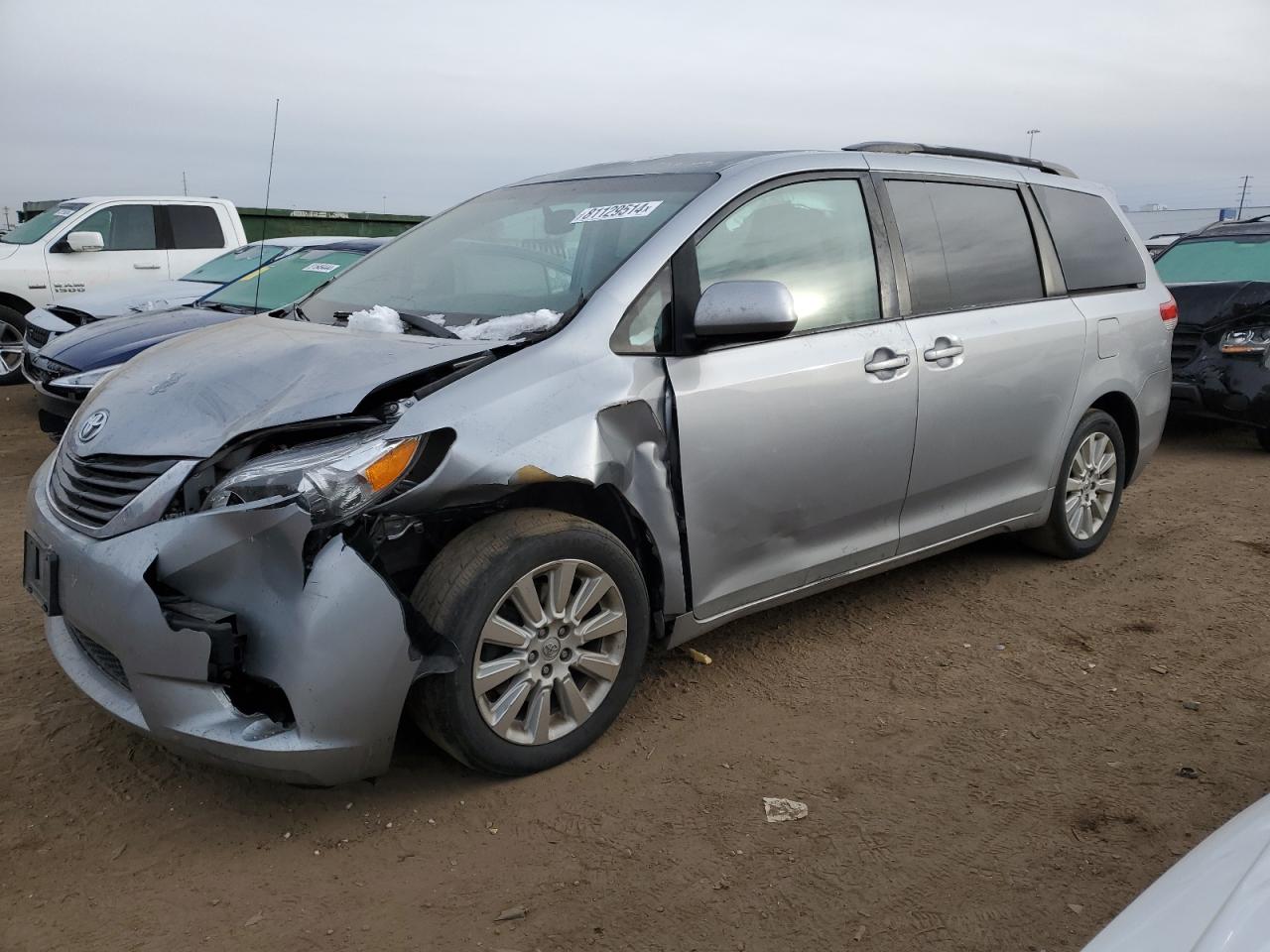 2013 Toyota Sienna VIN 5TDJK3DC6DS068651