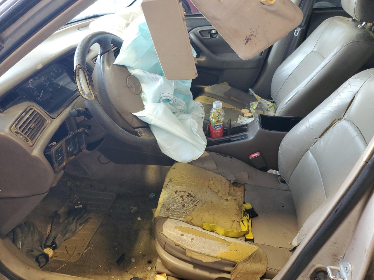 1997 Toyota Camry VIN 4T1BG22KXVU101170 Copart auction photo, front end damage thumbnail 7