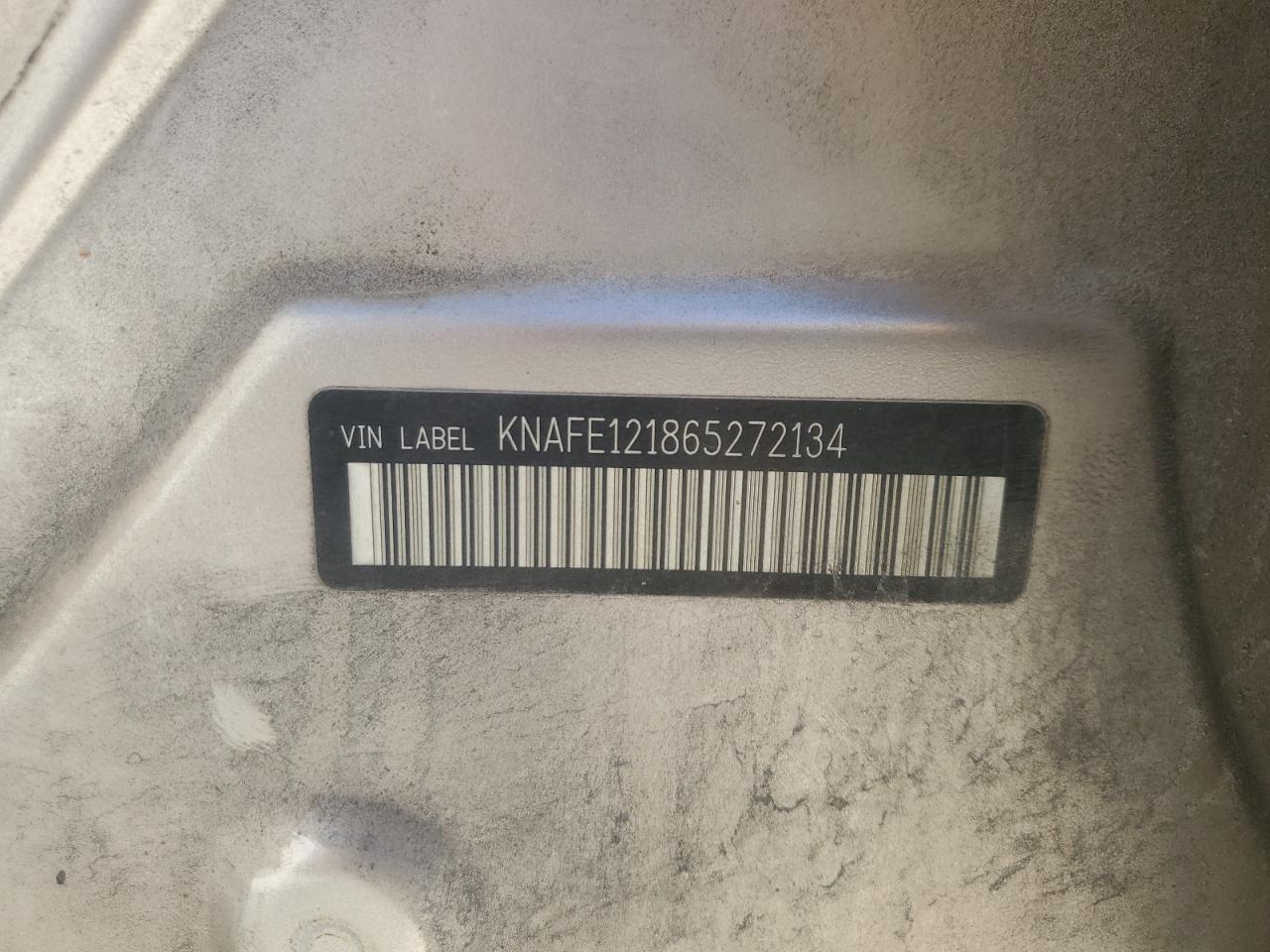 2006 KIA Spectra VIN KNAFE121865272134 Copart auction photo, minor dent/scratches damage thumbnail 14