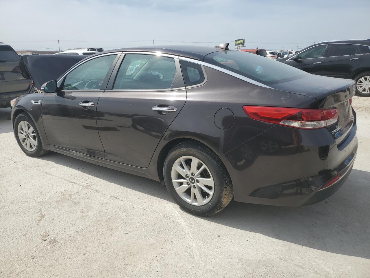 2018 KIA Optima VIN KNAGT4L39J5238644 Copart auction photo, front end / minor dent/scratches damage thumbnail 2