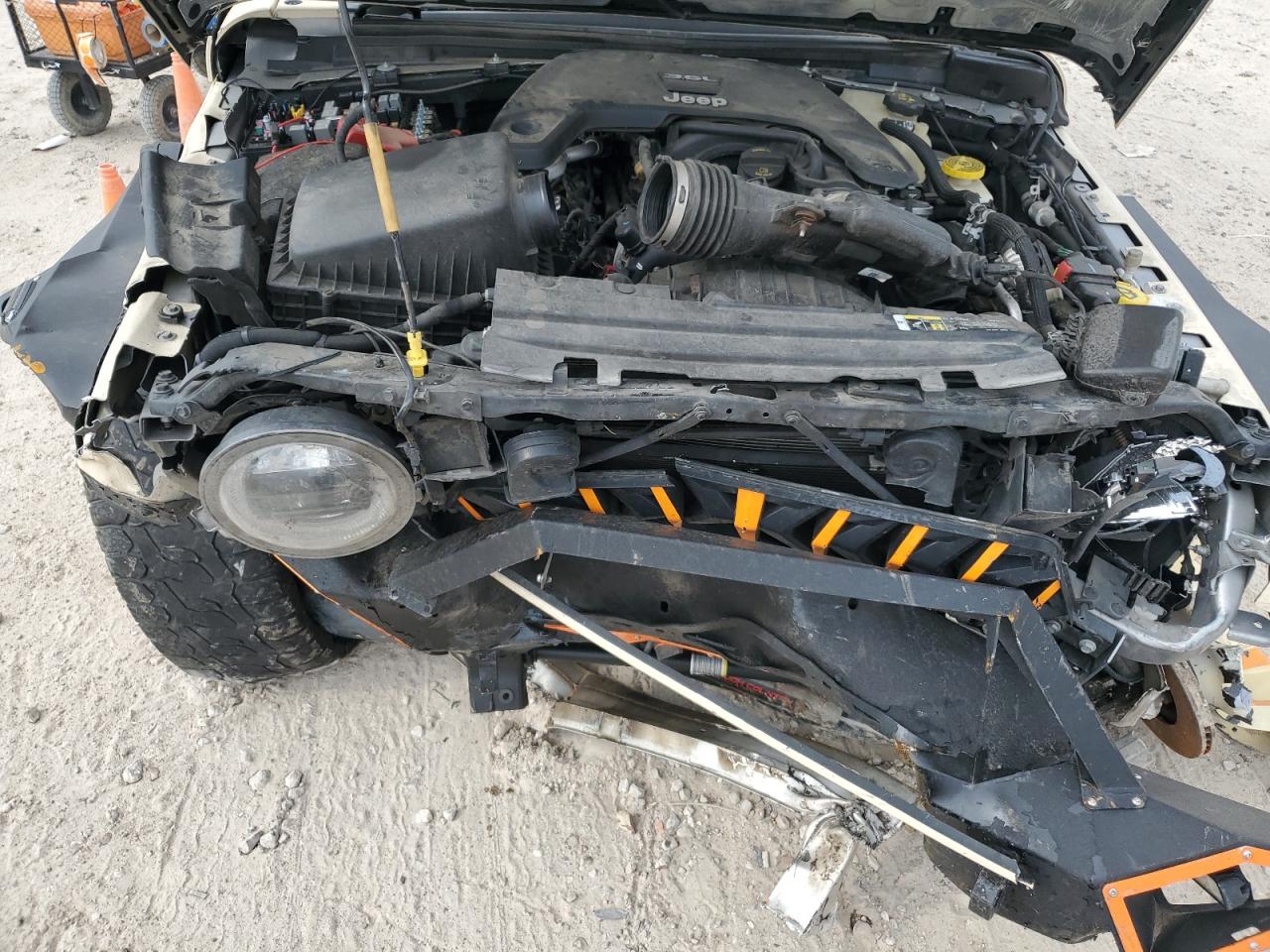 2018 Jeep Wrangler VIN 1C4HJXDG0JW143948 Copart auction photo, front end damage thumbnail 12