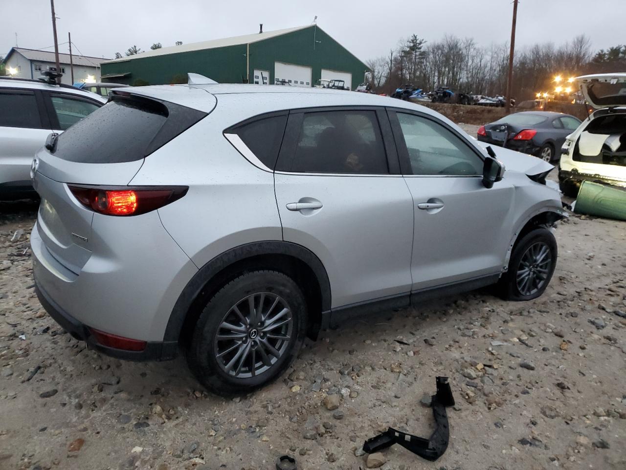 2021 Mazda CX-5 VIN JM3KFBCM7M1319985 Copart auction photo, front end damage thumbnail 3