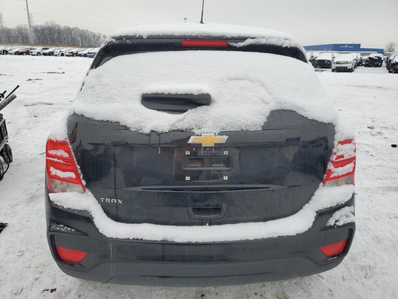 2019 Chevrolet Trax VIN 3GNCJKSB4KL388285 Copart auction photo, front end / side damage thumbnail 6