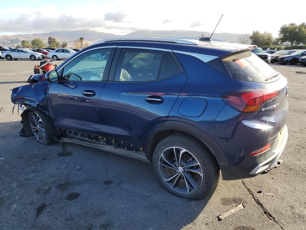 2022 Buick Encore VIN KL4MMDSLXNB068896 Copart auction photo, front end / side damage thumbnail 2