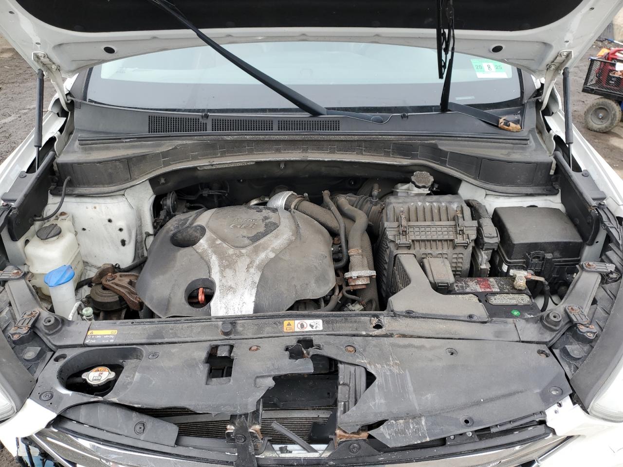2014 Hyundai Santa Fe VIN 5XYZWDLA2EG141784 Copart auction photo, front end / minor dent/scratches damage thumbnail 12