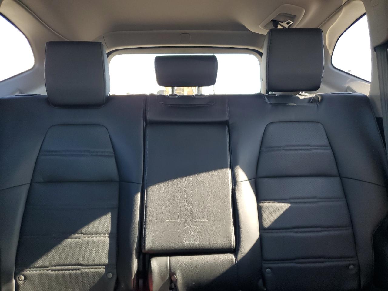 2018 Honda CR-V VIN 7FARW1H8XJE050711 Copart auction photo, minor dent/scratches damage thumbnail 10