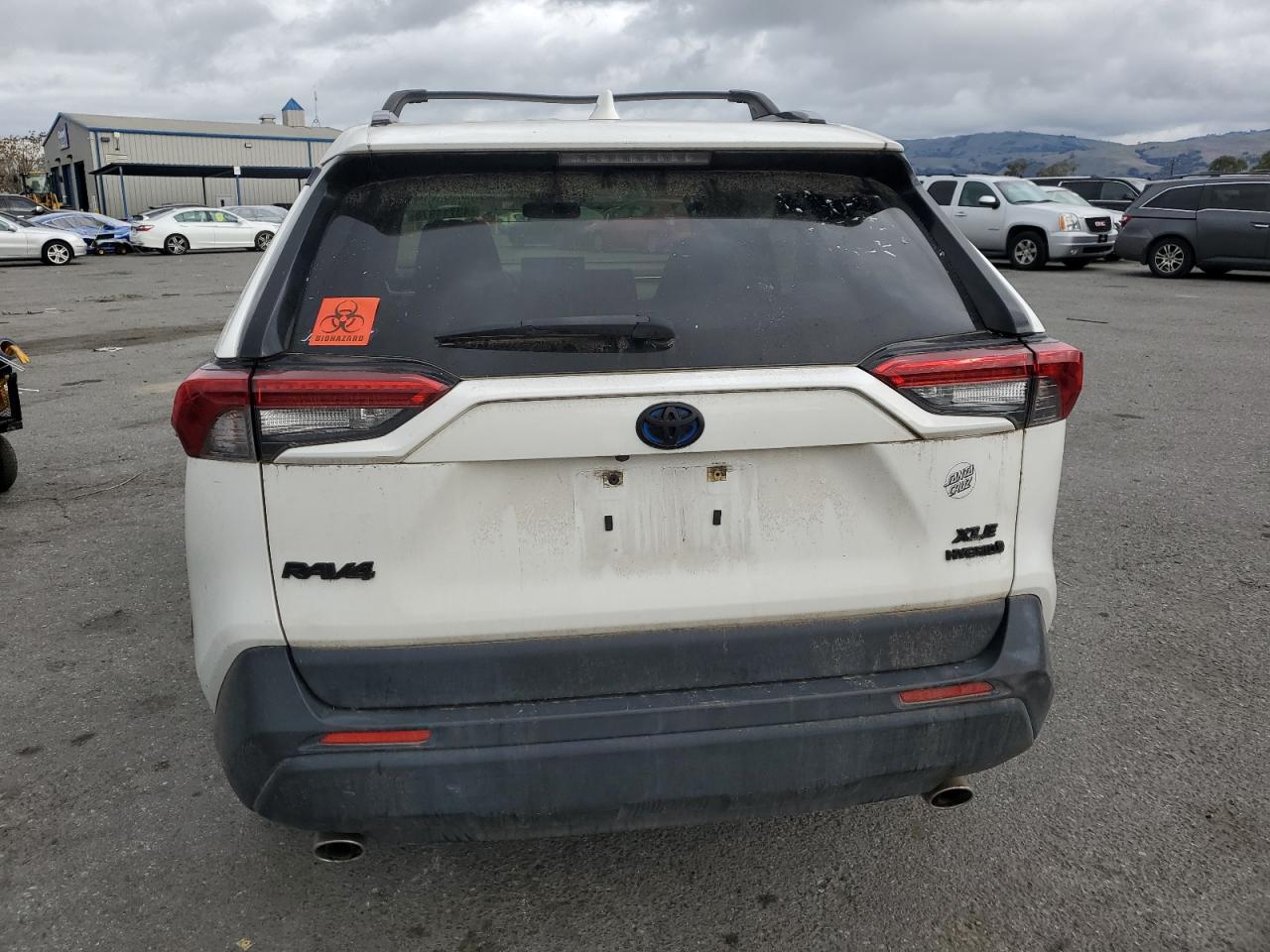 2019 Toyota RAV 4 VIN JTMRWRFV6KD014414 Copart auction photo, front end / side damage thumbnail 6