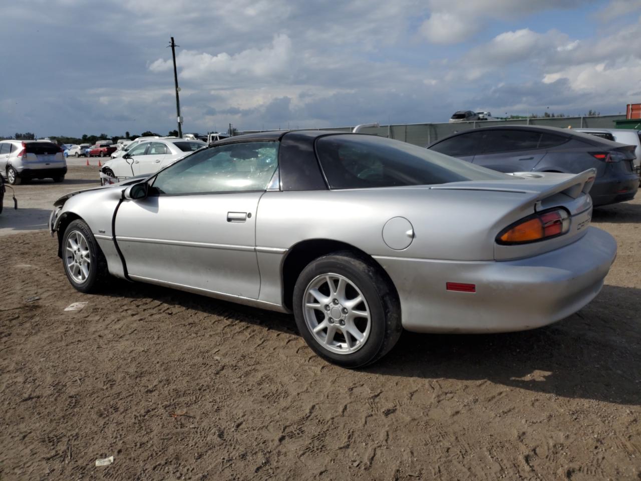 2000 Chevrolet Camaro VIN 2G1FP22G6Y2156722 Copart auction photo, front end damage thumbnail 2
