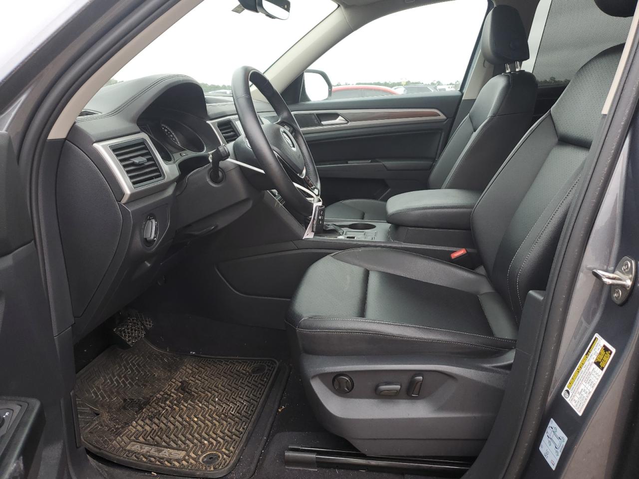 2019 Volkswagen Atlas VIN 1V2WP2CA2KC618636 Copart auction photo, rear end / minor dent/scratches damage thumbnail 7