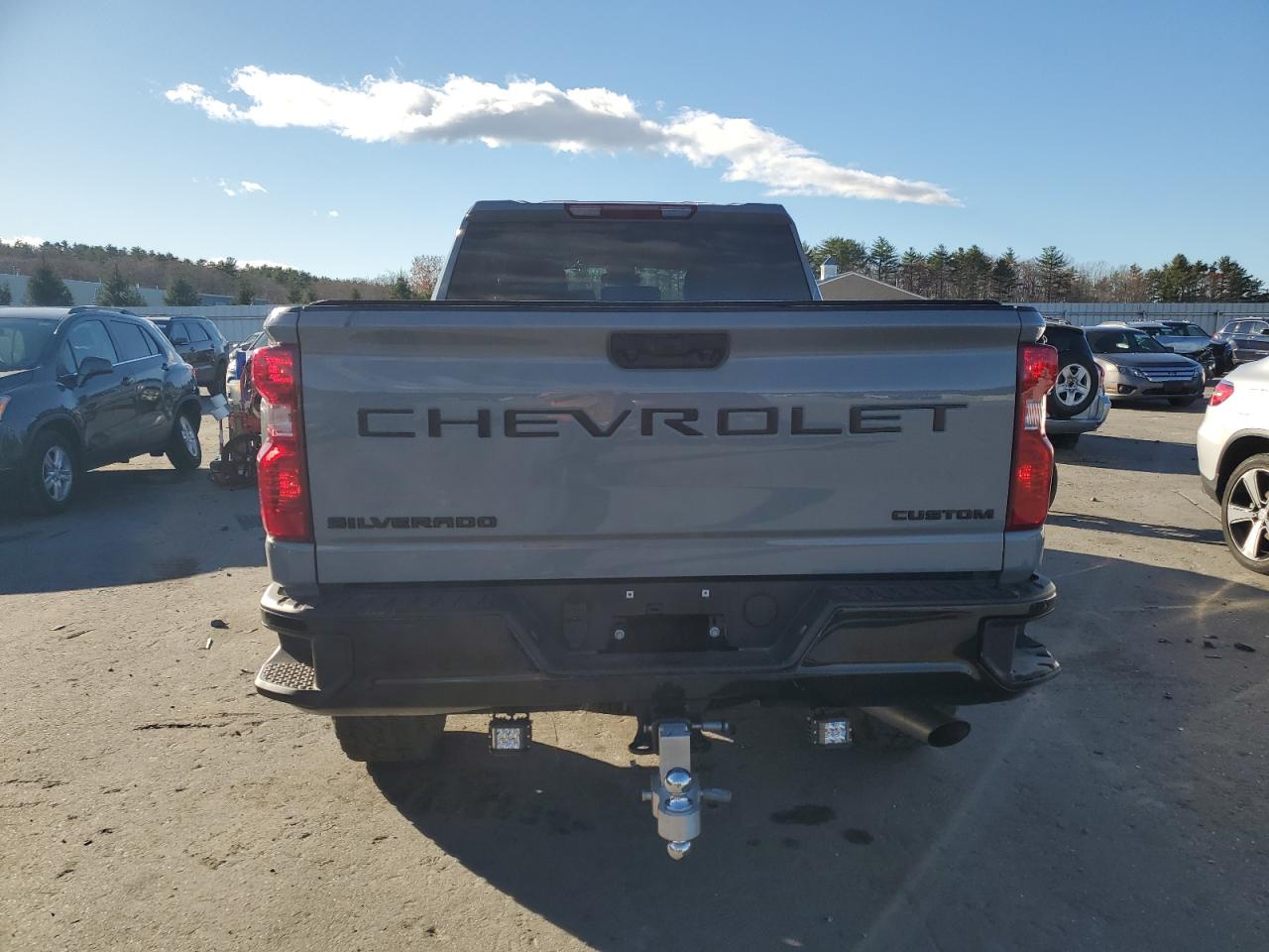 2024 Chevrolet Silverado VIN 2GC4YME72R1208664 Copart auction photo, side / front end damage thumbnail 6