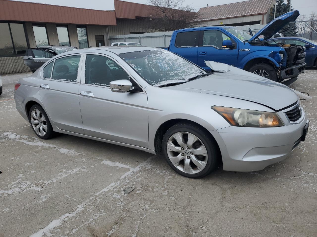 2009 Honda Accord VIN 1HGCP26899A096480 Copart auction photo, front end / side damage thumbnail 4