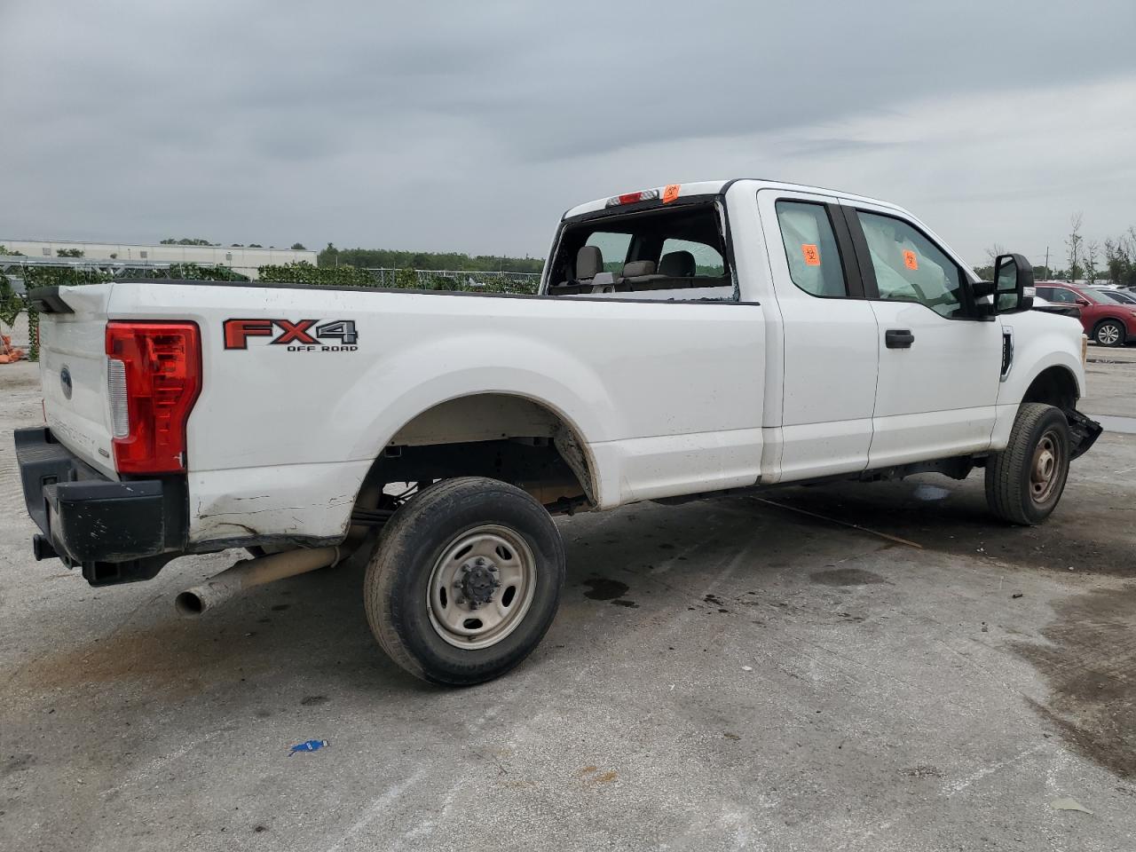 2017 Ford F250 VIN 1FT7X2B67HEF51208 Copart auction photo, front end / rear end damage thumbnail 3