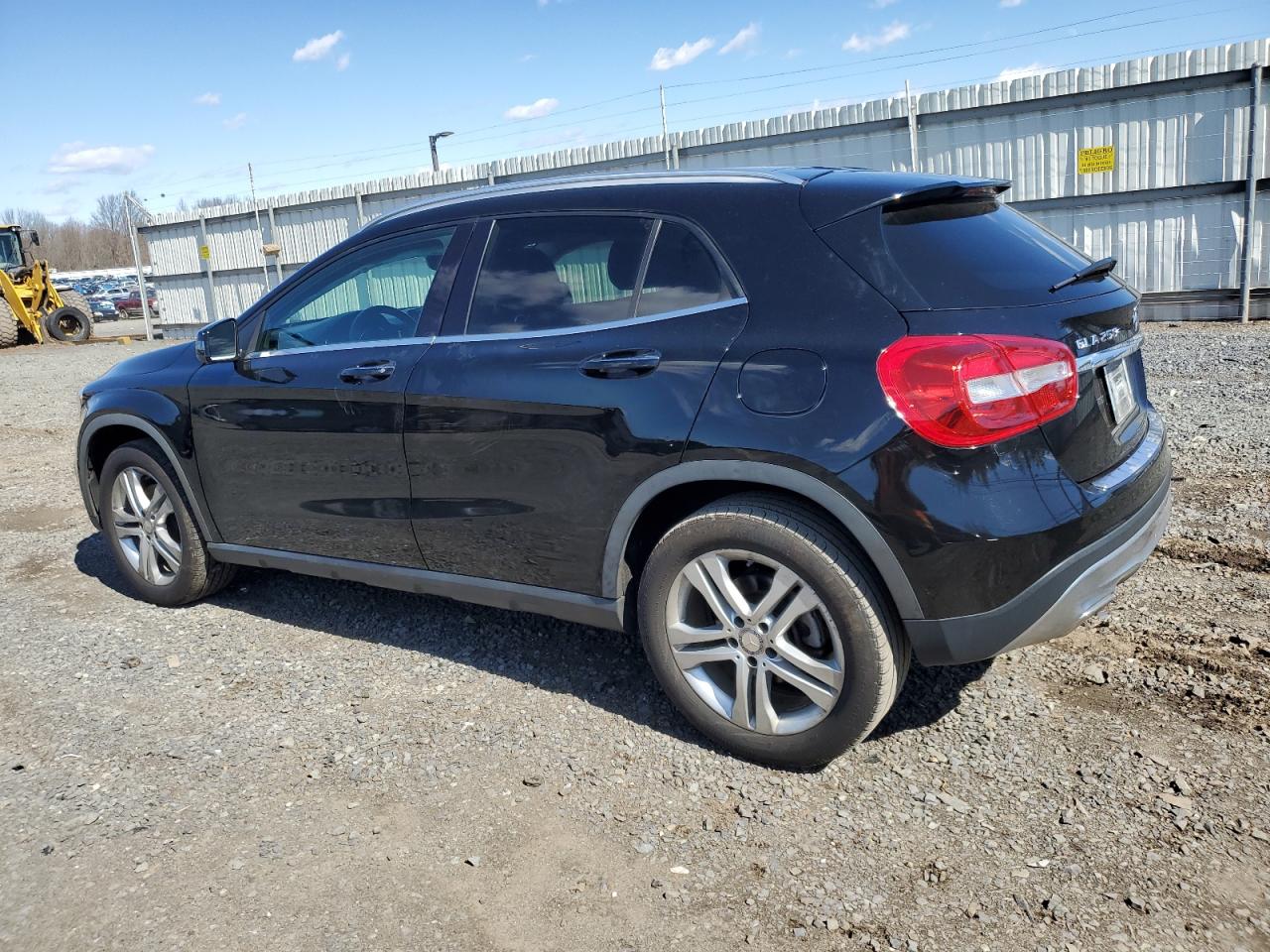 2015 Mercedes-Benz GLA-klasse VIN WDCTG4EB7FJ125942 Copart auction photo, front end damage thumbnail 2