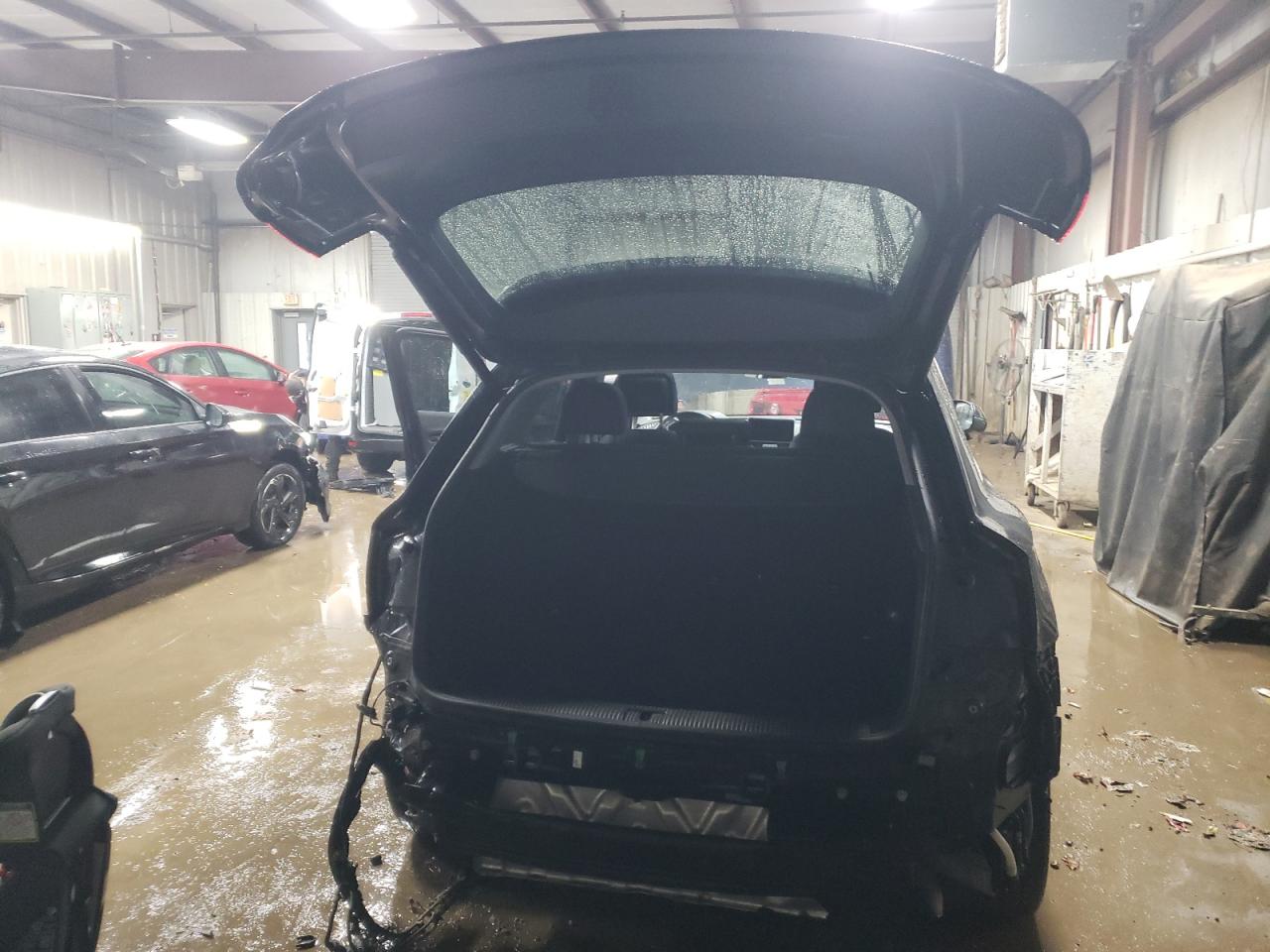 2018 Audi Q5 VIN WA1BNAFY0J2221756 Copart auction photo, rear end / minor dent/scratches damage thumbnail 6