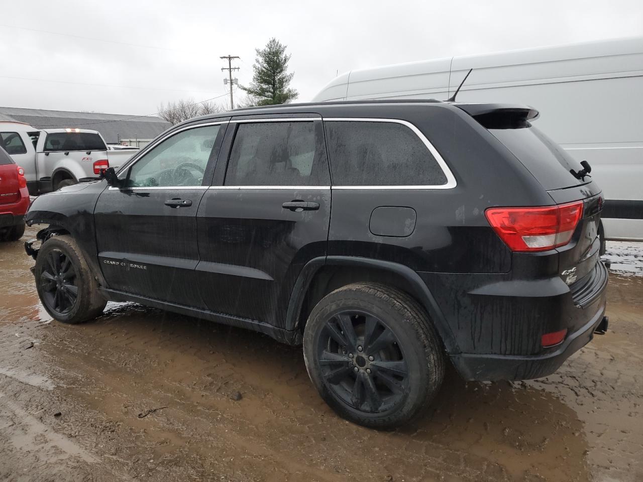 2012 Jeep Grand Cherokee VIN 1C4RJFAG8CC350563 Copart auction photo, front end / minor dent/scratches damage thumbnail 2