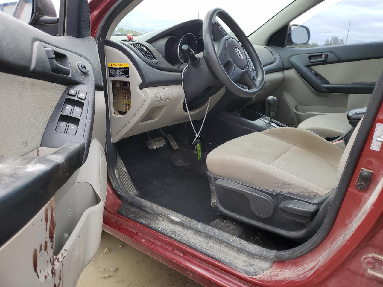 2010 KIA Forte VIN KNAFU4A25A5234187 Copart auction photo, front end / side damage thumbnail 7