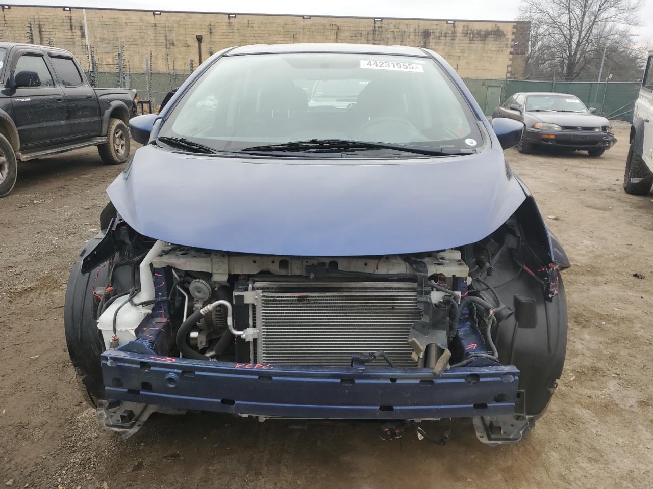 2018 Nissan Versa VIN 3N1CE2CP6JL368371 Copart auction photo, front end / minor dent/scratches damage thumbnail 5