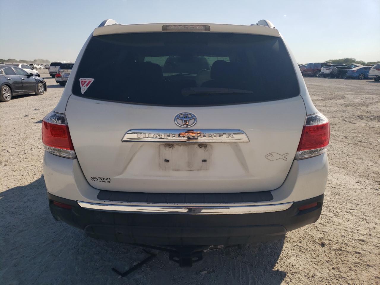 2013 Toyota Highlander VIN 5TDZA3EH7DS040843 Copart auction photo, front end / minor dent/scratches damage thumbnail 6