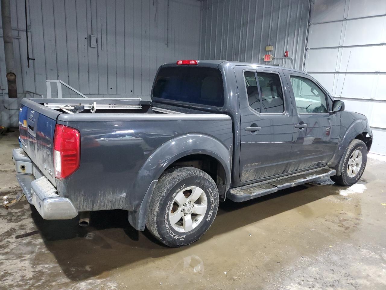 2013 Nissan Navara (Frontier) VIN 1N6AD0EV4DN748737 Copart auction photo, front end / minor dent/scratches damage thumbnail 3