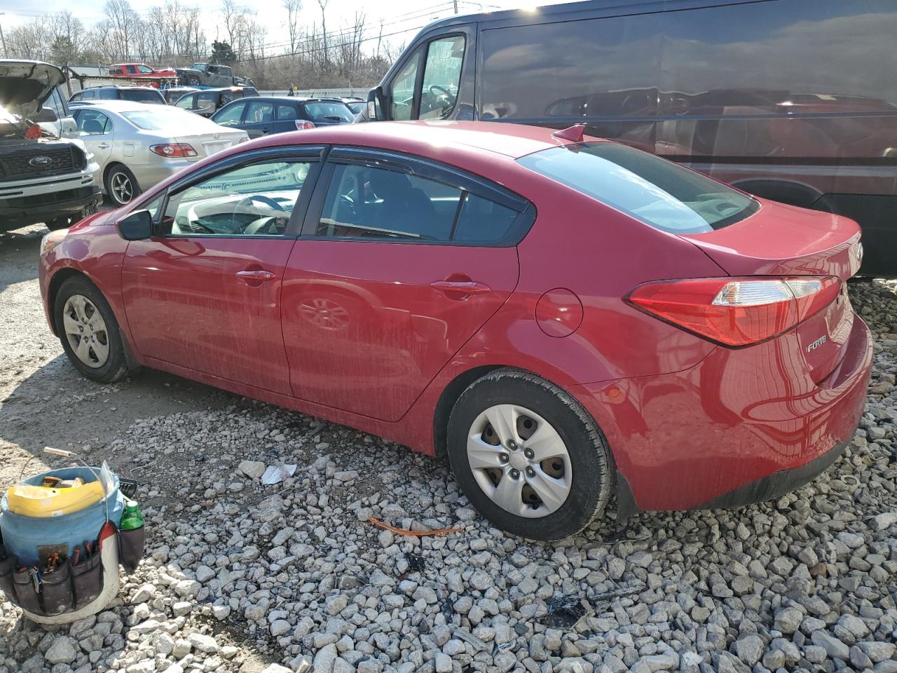 2016 KIA Forte VIN KNAFK4A68G5564956 Copart auction photo, vandalism / minor dent/scratches damage thumbnail 2