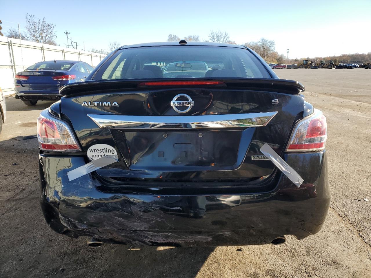 2015 Nissan Altima VIN 1N4AL3AP1FC592546 Copart auction photo, rear end damage thumbnail 6