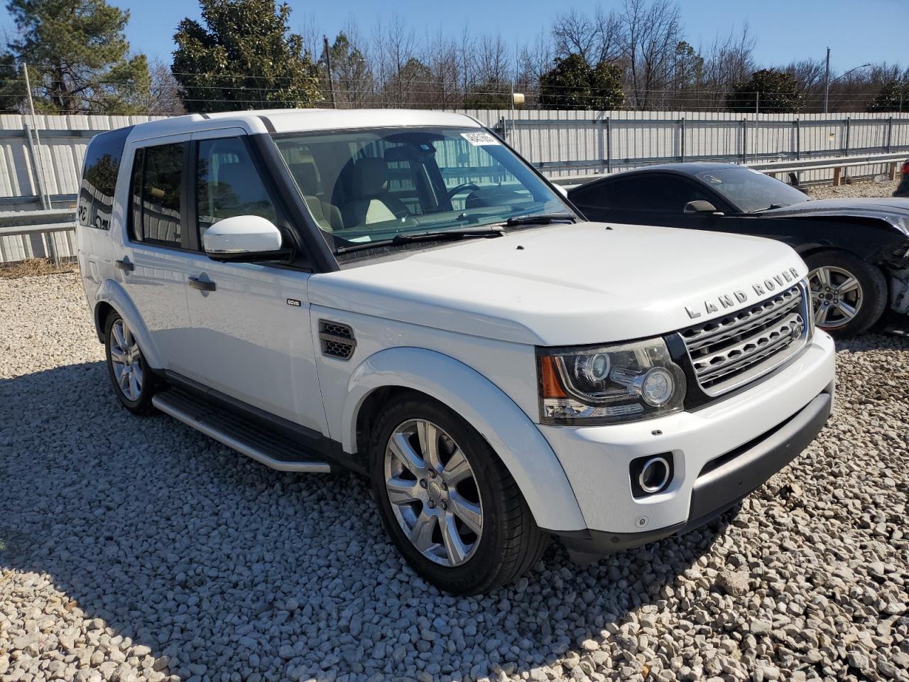 2015 Land Rover LR4 VIN SALAG2V60FA743343 Copart auction photo, normal wear damage thumbnail 4