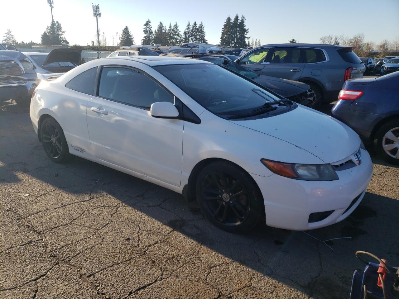 2008 Honda Civic VIN 2HGFG21598H705447 Copart auction photo, side / front end damage thumbnail 4