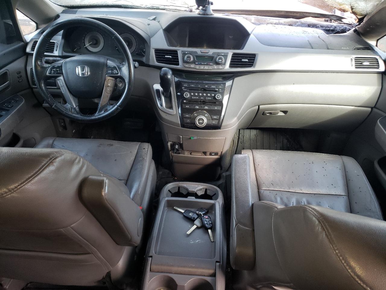 2013 Honda Odyssey VIN 5FNRL5H94DB052432 Copart auction photo, front end / burn - engine damage thumbnail 8