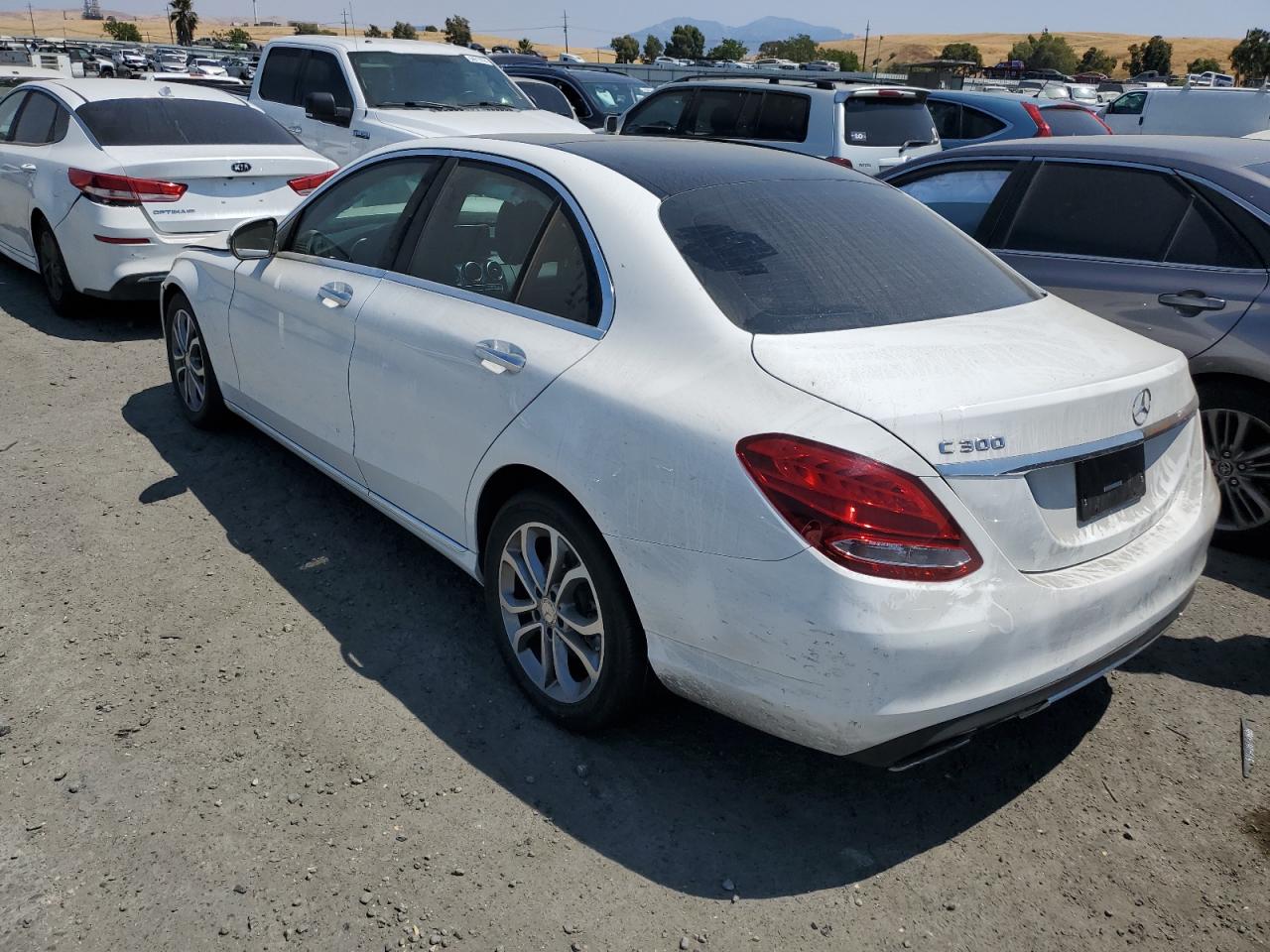 2016 Mercedes-Benz C-klasse VIN 55SWF4JB9GU178113 Copart auction photo, vandalism damage thumbnail 2