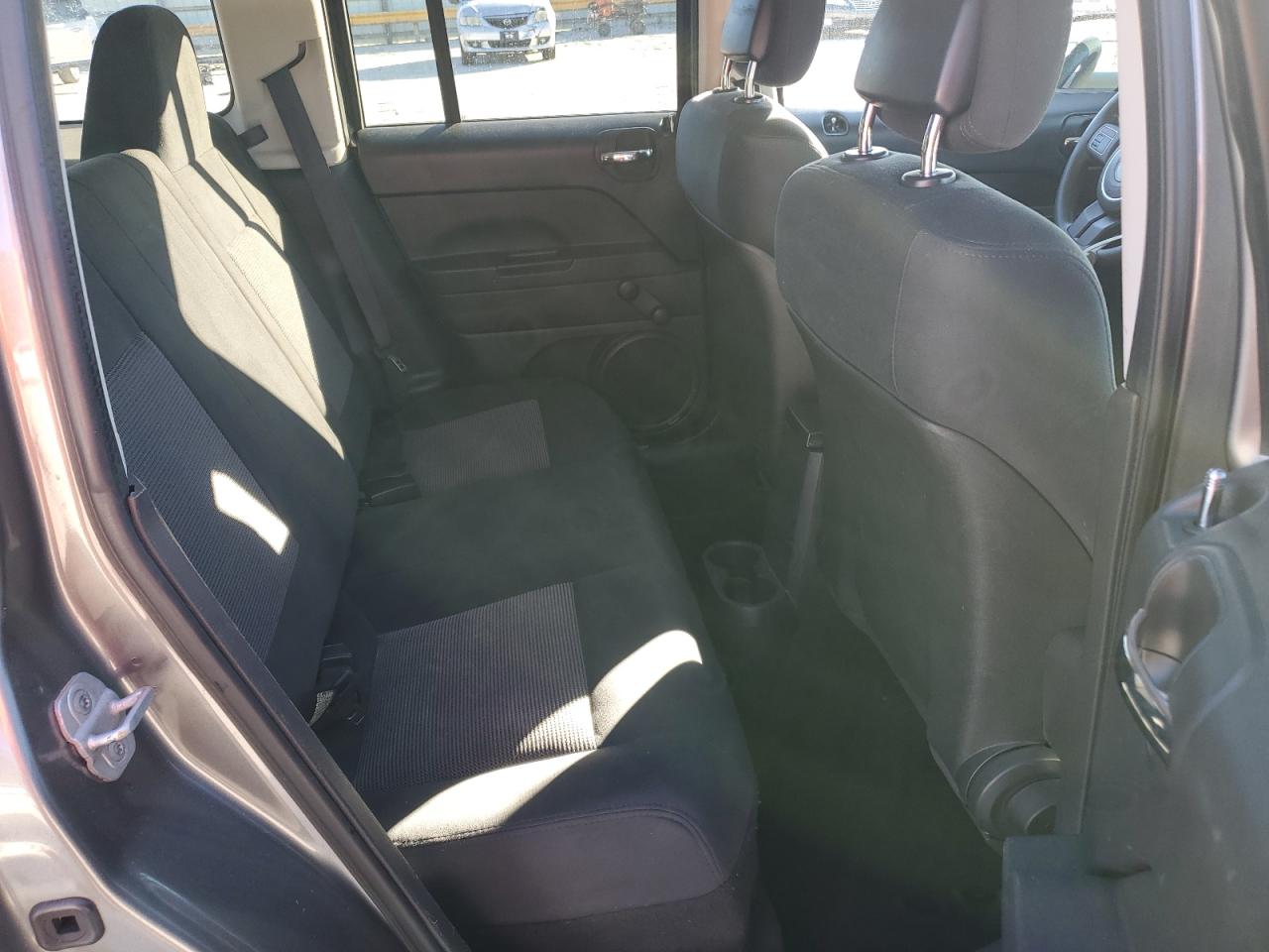 2012 Jeep Liberty (Patriot) VIN 1C4NJPBB7CD566521 Copart auction photo, minor dent/scratches damage thumbnail 11
