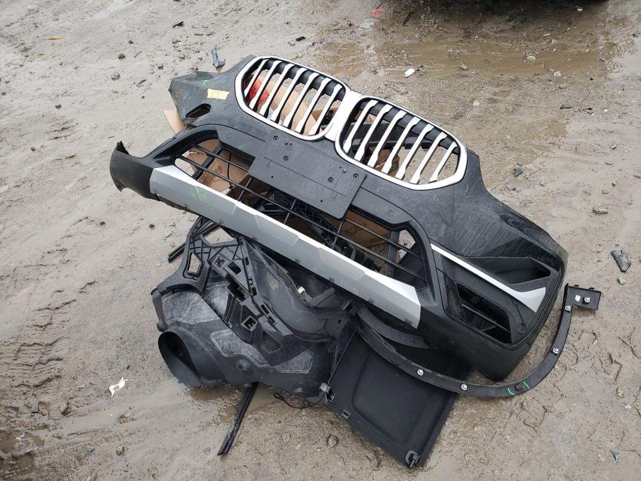 2021 BMW X1 VIN WBXJG9C09M5U19993 Copart auction photo, front end damage thumbnail 13