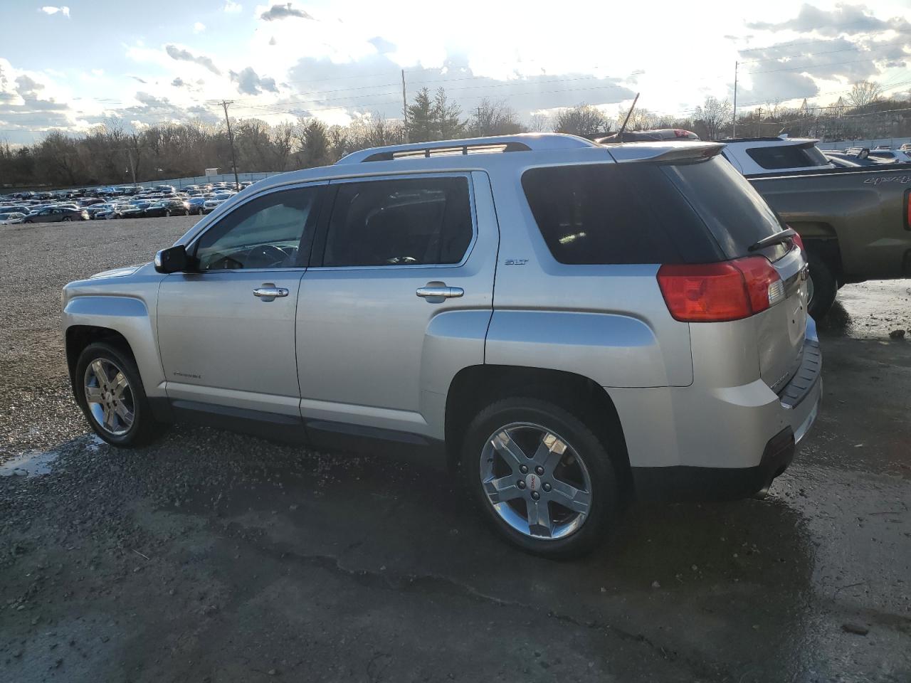 2013 GMC Terrain VIN 2GKFLWE31D6222930 Copart auction photo, side / front end damage thumbnail 2