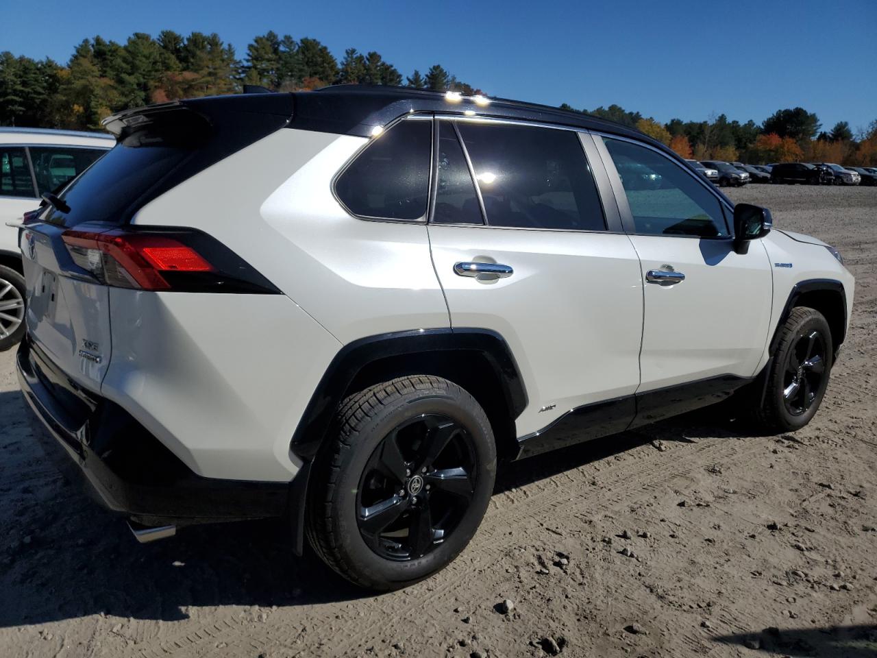 2021 Toyota RAV 4 VIN 4T3E6RFV2MU049018 Copart auction photo, front end damage thumbnail 3