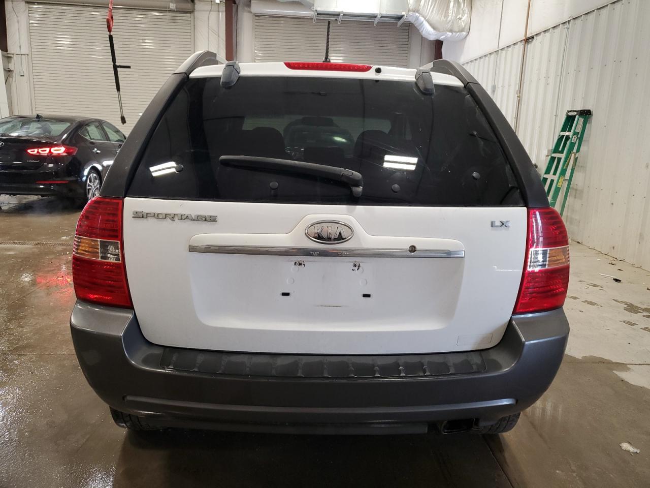 2008 KIA Sportage VIN KNDJF724687466658 Copart auction photo, front end damage thumbnail 6