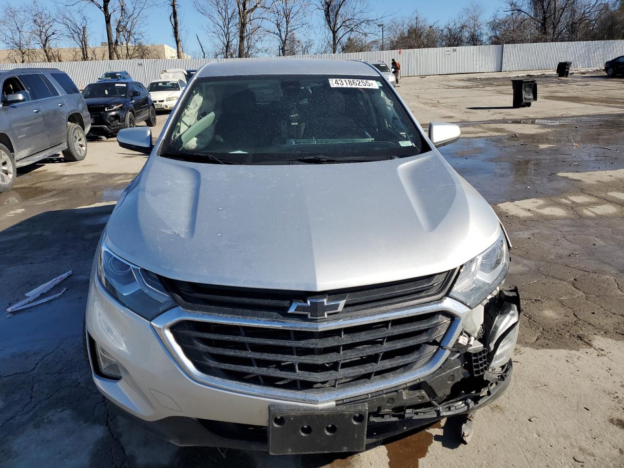 2021 Chevrolet Equinox VIN 3GNAXKEV5MS112363 Copart auction photo, front end damage thumbnail 5