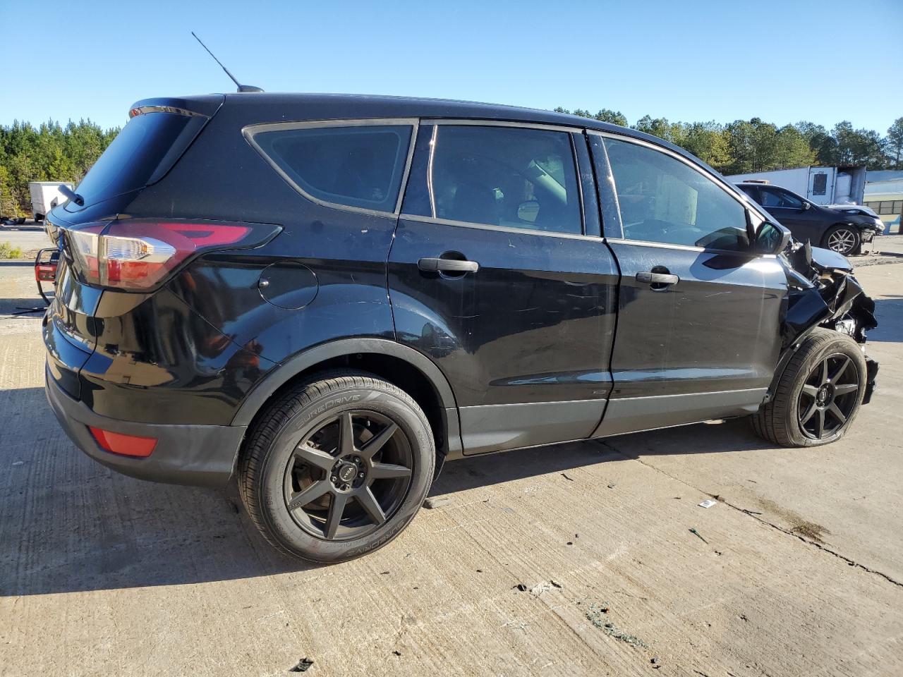 2017 Ford Escape VIN 1FMCU0F72HUB26611 Copart auction photo, front end damage thumbnail 3