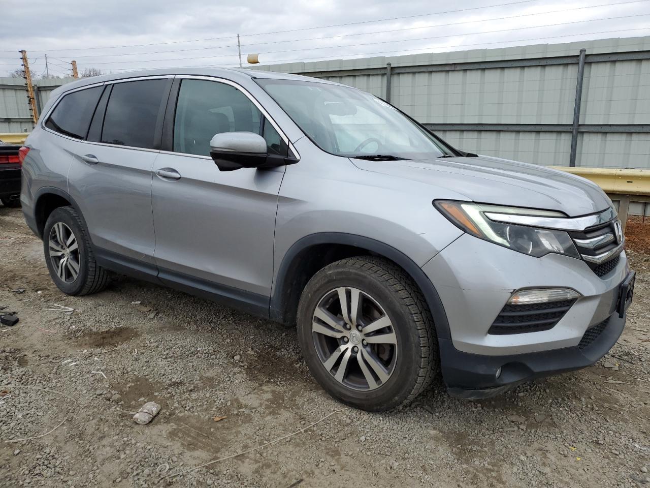 2017 Honda Pilot VIN 5FNYF6H59HB008597 Copart auction photo, rear end / minor dent/scratches damage thumbnail 4