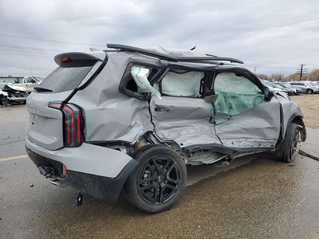 2024 KIA Telluride VIN 5XYP3DGC9RG528916 Copart auction photo, all over / frame damage damage thumbnail 3