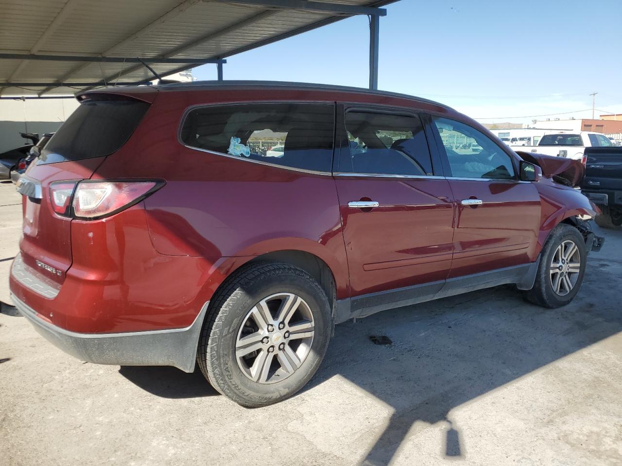 2016 Chevrolet Traverse VIN 1GNKRHKDXGJ171850 Copart auction photo, front end / side damage thumbnail 3