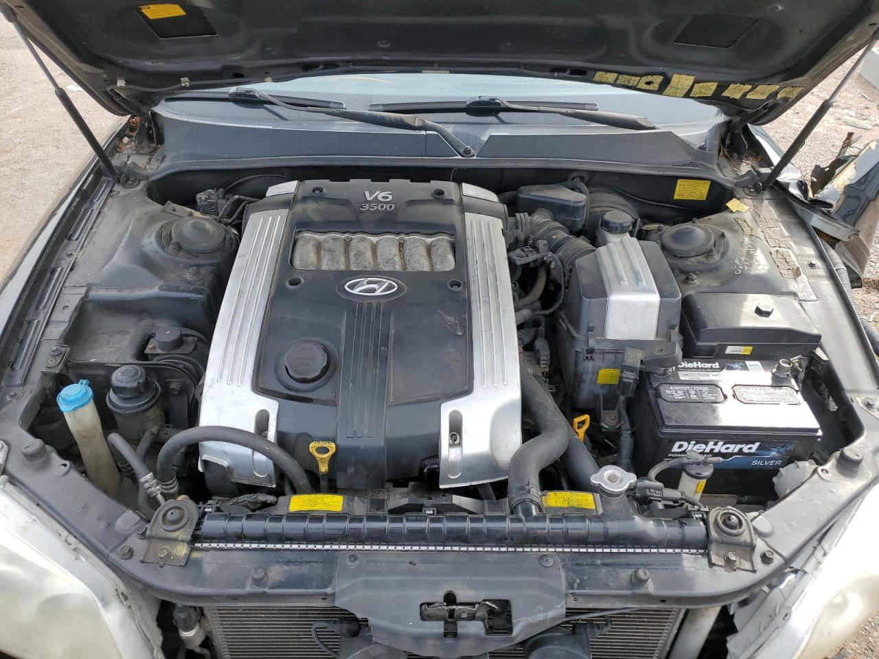 2005 Hyundai Grandeur VIN KMHFU45E05A426519 Copart auction photo, front end damage thumbnail 11